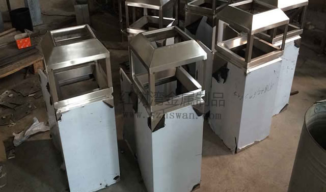 不銹鋼方錐形煙灰桶